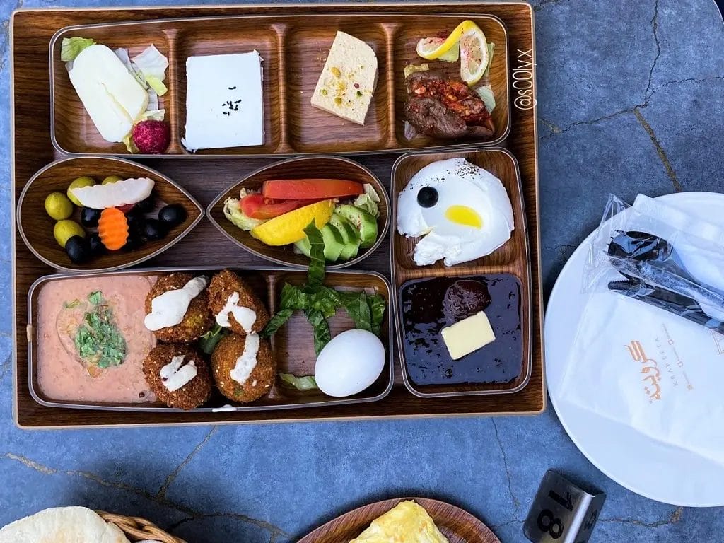 مطعم كرويته مكة – شاهد أسعار المنيو كامل ورقم وعنوان الفرع كرويتة